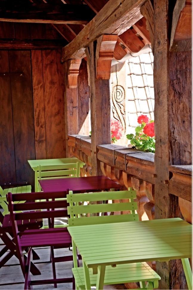 Le Grenier Des Aromes Au Domaine Wittmann Bed & Breakfast มิตแตลแบร์กไฮม์ ภายนอก รูปภาพ