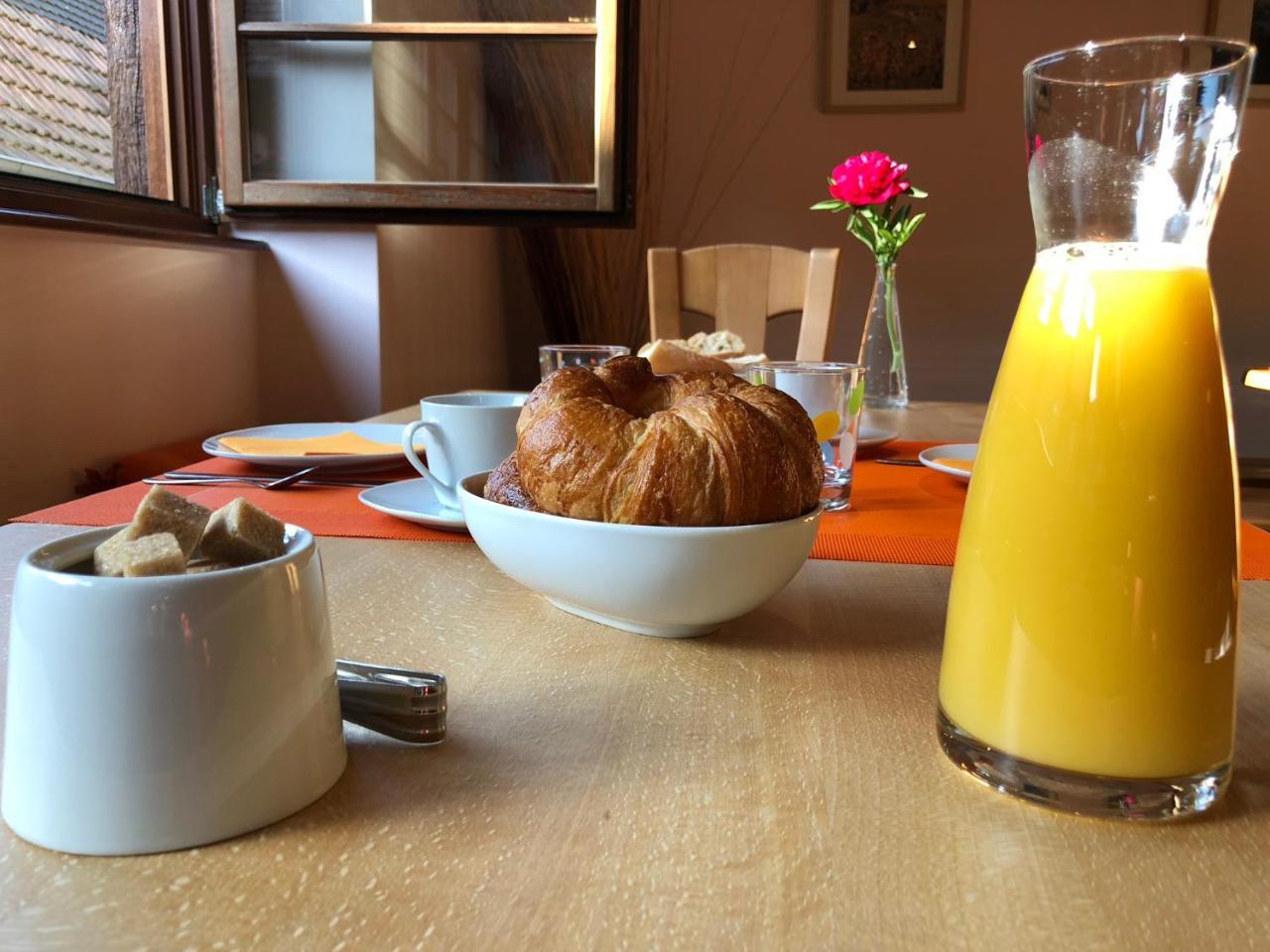 Le Grenier Des Aromes Au Domaine Wittmann Bed & Breakfast มิตแตลแบร์กไฮม์ ภายนอก รูปภาพ